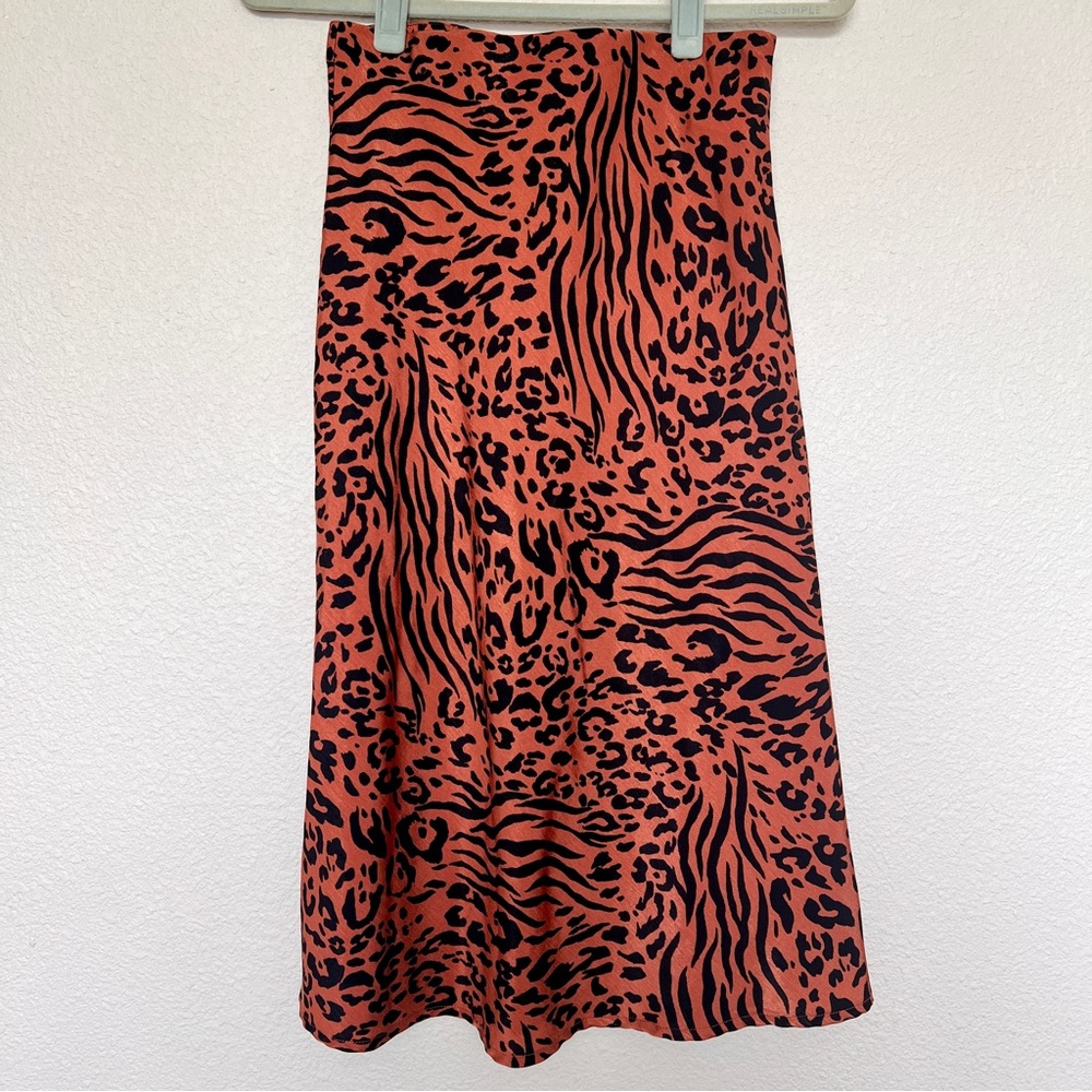 F21 Tiger Print Silky A line skirt